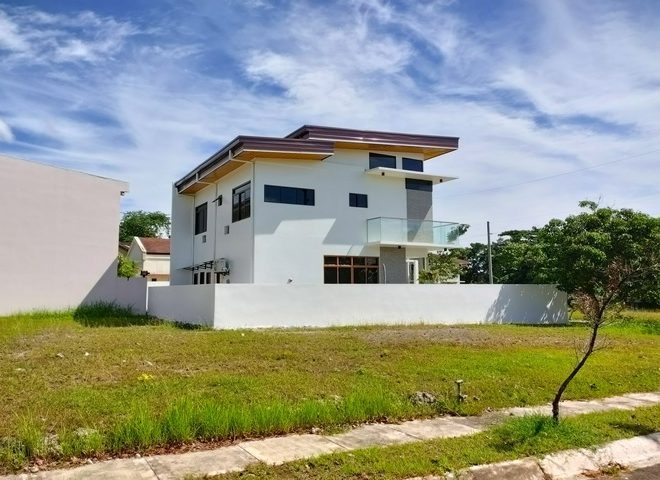 House in Molave Highlands Consolacion Cebu .6