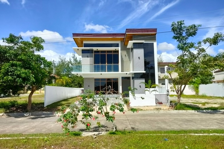 House in Molave Highlands Consolacion Cebu 2.5